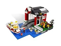 Lighthouse Island - View 8
