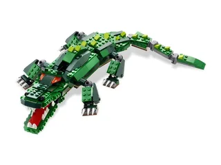LEGO 5868-1 Ferocious Creatures — 416 pieces, released 2010