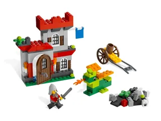 LEGO 5929-1 Knight and Castle — 145 pieces, Make & Create theme