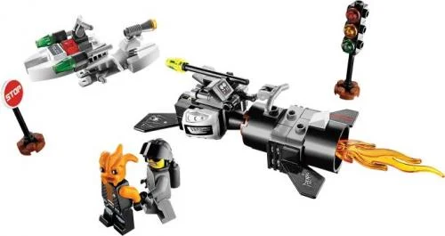 LEGO 5970-1 Freeze Ray Frenzy — 80 pieces, Space theme