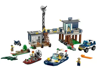 LEGO Swamp Police Station