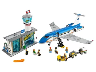 LEGO 60104-1 Airport Passenger Terminal — 694 pieces, released 2016
