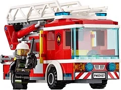 Fire Ladder Truck - View 4