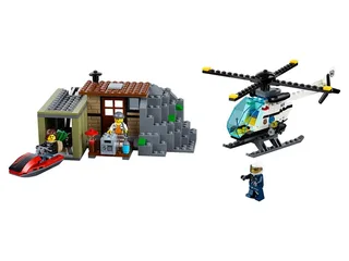 LEGO 60131-1 Crooks Island — 244 pieces, released 2016