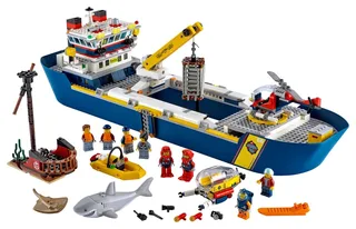 LEGO 60266-1 Ocean Exploration Ship — 747 pieces, released 2020