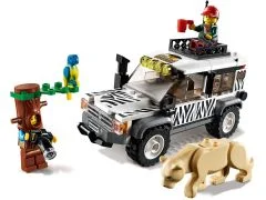 Safari Off-Roader - View 3