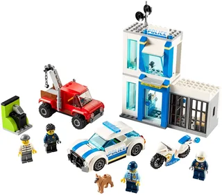 LEGO 60270-1 Police Brick Box — 301 pieces, released 2020