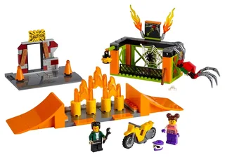 LEGO 60293-1 Stunt Park — 170 pieces, released 2021