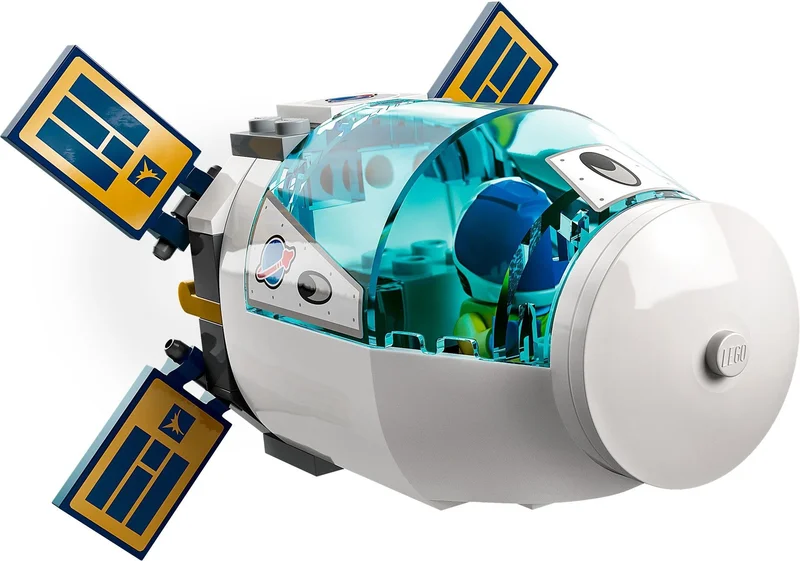 Lunar Space Station - View 5