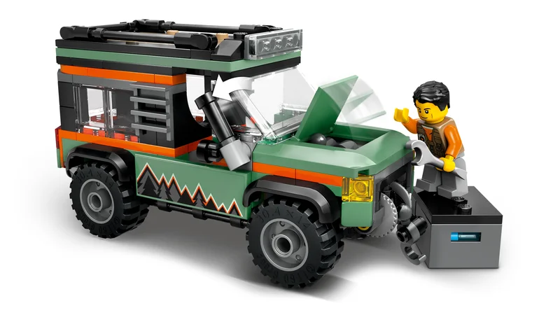 Off-Road 4x4 Mountain Truck - View 4