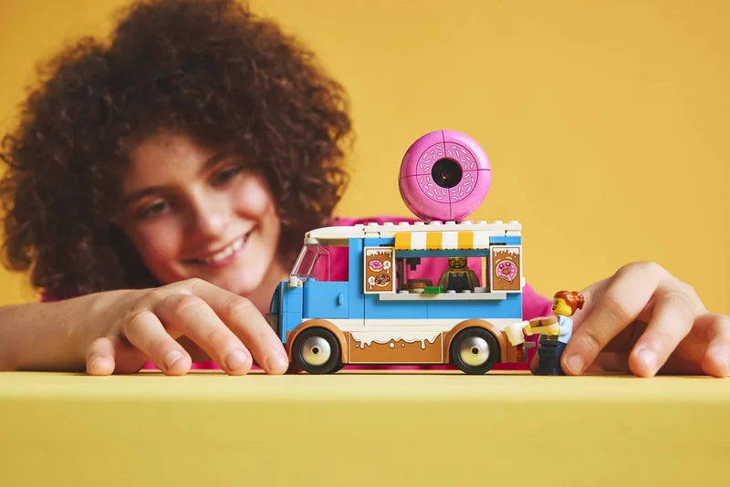 Donut Truck - View 6