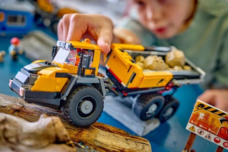 Dump Truck & Front End Loader - View 7