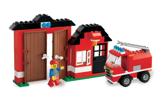 My First LEGO Town - View 5