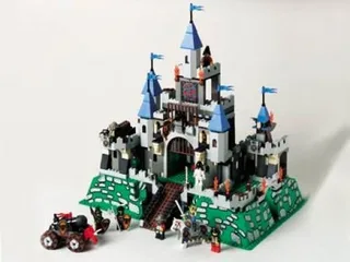 LEGO 6091-1 King Leo's Castle — 539 pieces, Castle theme