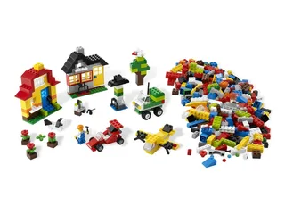 LEGO 6131-1 Build and Play — 650 pieces, Make & Create theme
