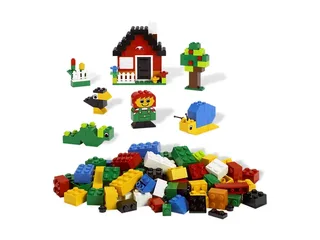 LEGO 6161-1 Brick Box — 221 pieces, released 2007