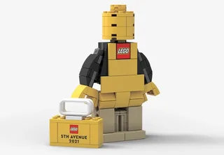 LEGO 6384214-1 New York 5th Avenue Brand Store Opening Associate Figure — 130 pieces, released 2021