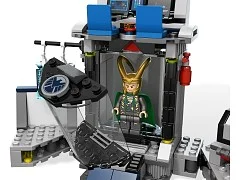 Hulk's Helicarrier Breakout - View 4