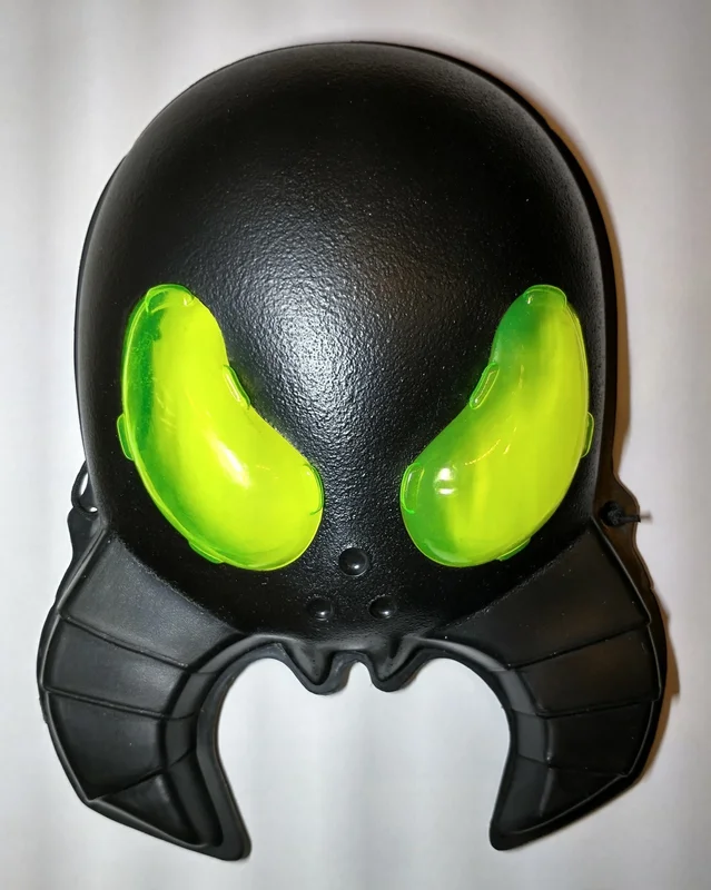 Sonic Stinger with Promotional Mask - View 2