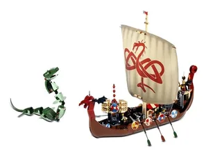 LEGO 7018-1 Viking Ship challenges the Midgard Serpent — 580 pieces, released 2005