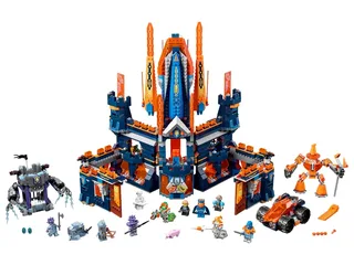 LEGO 70357-1 Knighton Castle — 1426 pieces, released 2017