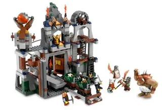 LEGO 7036-1 Dwarves' Mine — 574 pieces, Castle theme