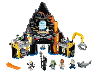 LEGO 70631-1 Garmadon's Volcano Lair — 521 pieces, released 2017