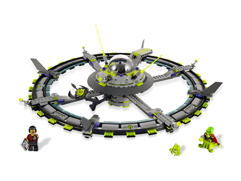 LEGO 7065-1 Alien Mothership — 416 pieces, Space theme