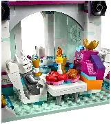 Queen Watevra's 'So-Not-Evil' Space Palace - View 5