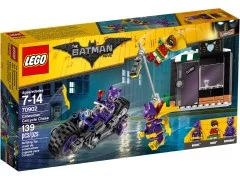 Catwoman Catcycle Chase - View 2