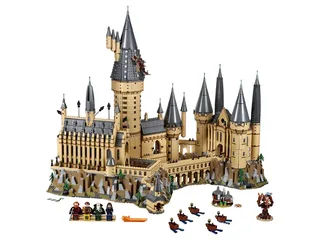 LEGO 71043-1 Hogwarts Castle — 6020 pieces, released 2018
