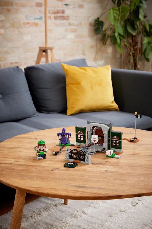 Luigi's Mansion Entryway Expansion Set - View 8