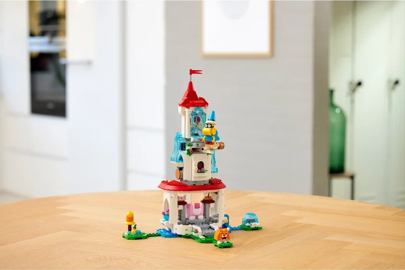Cat Peach Suit and Frozen Tower Expansion Set - View 7
