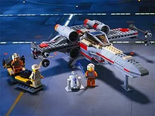 LEGO 7142-1 X-wing Fighter — 271 pieces, released 2002
