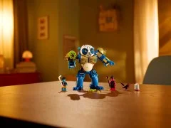 Logan the Mighty Panda - View 8