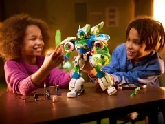 Mateo and Z-Blob the Knight Battle Mech - View 5
