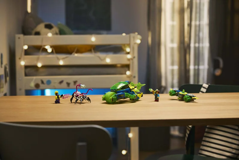 Mateo and the Z-Blob Action Race Car - View 6