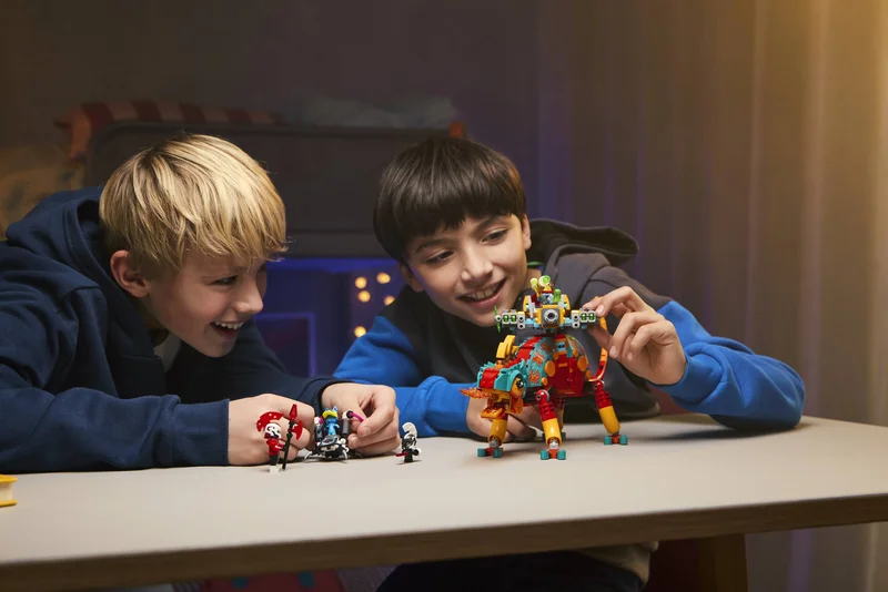 Mateo's Fire Chameleon - View 5