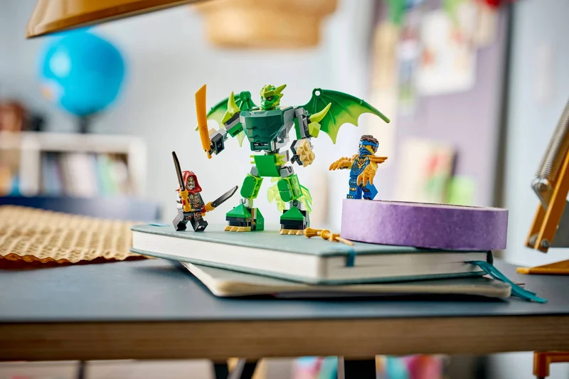 Lloyd's Dragon Mech Battle Pack - View 7