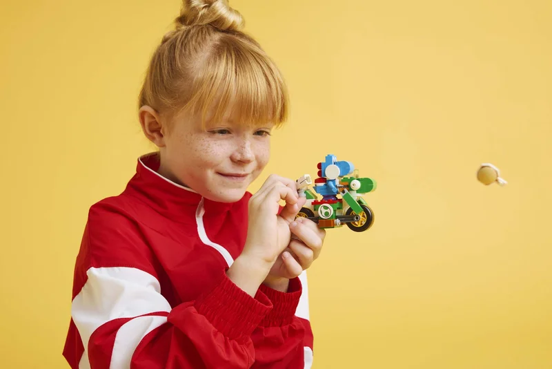 Mario Kart - Yoshi Bike - View 5