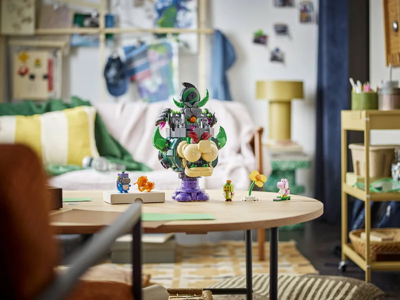 Prince Florian & Castle Bowser - View 7