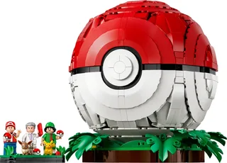 Iconic Trainer Moments Poké Ball