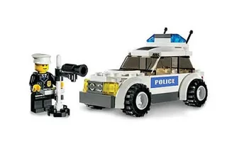 LEGO 7236-2 Police Car (Blue Sticker Version) — 60 pieces, City theme