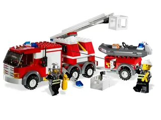 LEGO 7239-1 Fire Truck — 216 pieces, released 2005
