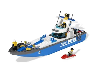 LEGO 7287-1 Police Boat — 174 pieces, released 2011