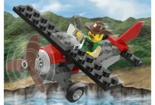 LEGO 7422-2 Red Eagle (Kabaya Promotional) — 33 pieces, Adventurers theme