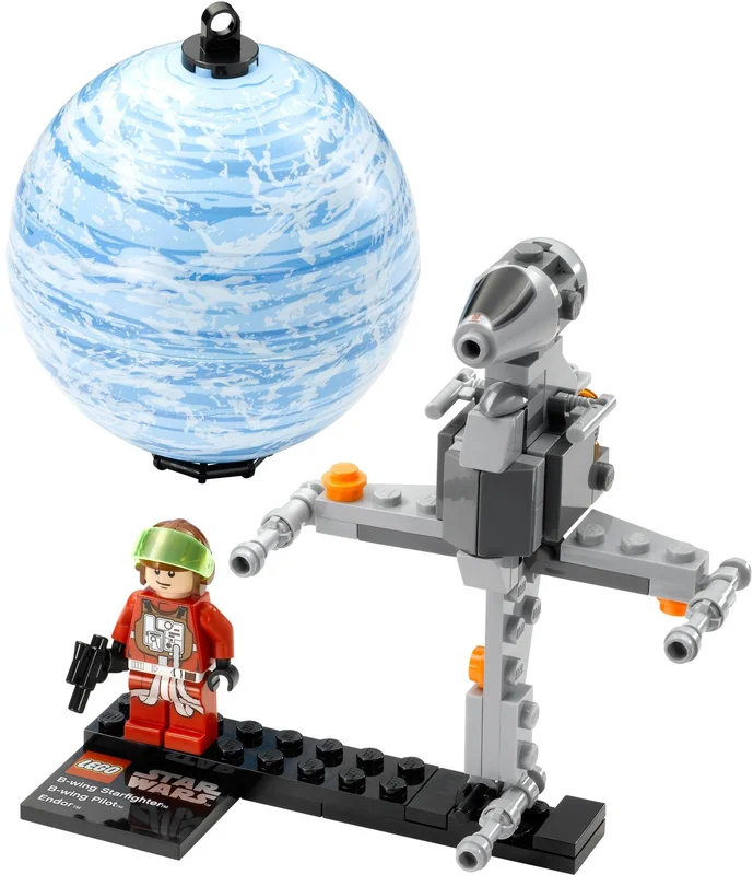 B-wing Starfighter & Planet Endor - View 7