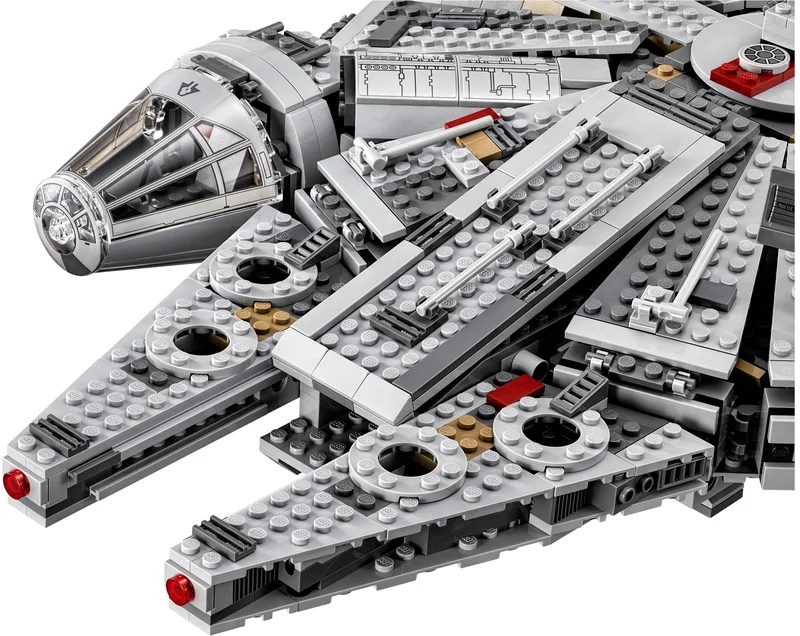 Millennium Falcon - View 7
