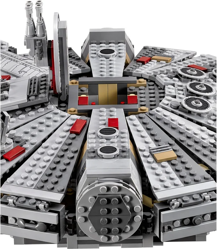 Millennium Falcon - View 8