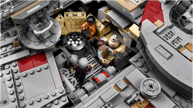 Millennium Falcon - View 8